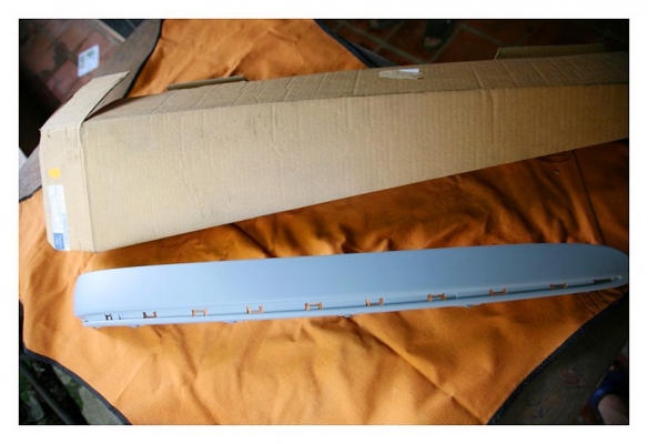 คิ้วกันชนหน้า Benz E Class W211 ใหม่