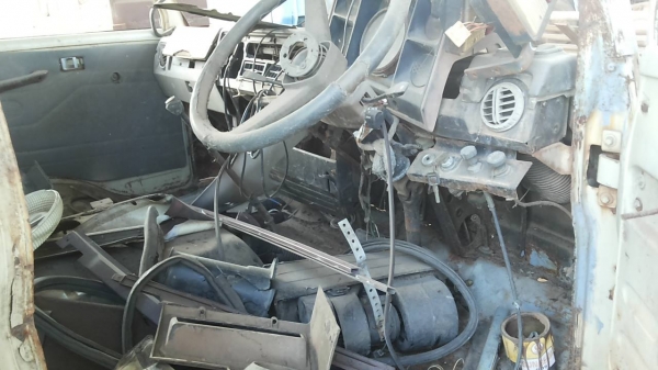 **26,000 บ. ต่อรองนิดหน่อย**ขายหัวเก๋ง ISUZU JCM(Z คอนโซลเหลี่ยม) สภาพดี ปะผุแล้ว ขายก่อนทำสี ภายในของครบ ขายตามสภาพ ราคาเบาๆครับ ต่อรองได้เด้อ พี่น้องครับ