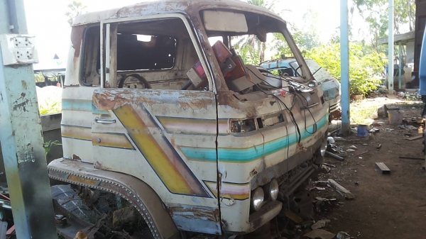 **26,000 บ. ต่อรองนิดหน่อย**ขายหัวเก๋ง ISUZU JCM(Z คอนโซลเหลี่ยม) สภาพดี ปะผุแล้ว ขายก่อนทำสี ภายในของครบ ขายตามสภาพ ราคาเบาๆครับ ต่อรองได้เด้อ พี่น้องครับ