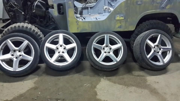 ขายล้อ ลาย amg ขอบ  18  พร้อมยาง ขาย 13000