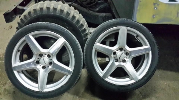 ขายล้อ ลาย amg ขอบ  18  พร้อมยาง ขาย 13000