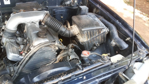 ***ขายแล้วครับขอบคุณ Truck2hand ขายกระบะแค็ปราคาเบาๆ MAZDA FIGHTHER 2.5 FREESTLY CAB ปี43/00 เครื่องเดิมเกียร์เดิม เครื่องแน่น แรงดี ไม่เยิ้ม ช่วงล่างคัสซีสวยเดิมไม่มีผุ สวยทั้งเส้น กระบะสวยมีพื้นปูกระบะ หน้า-หลังเดิมไม่เคยชนหนัก ภายในคอนโซลครบ แอร์ พ.พาว