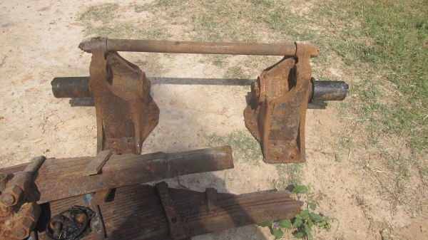 เพลาโบกี้ พร้อมแหนบ 10 ล้อ TX ตามสภาพ