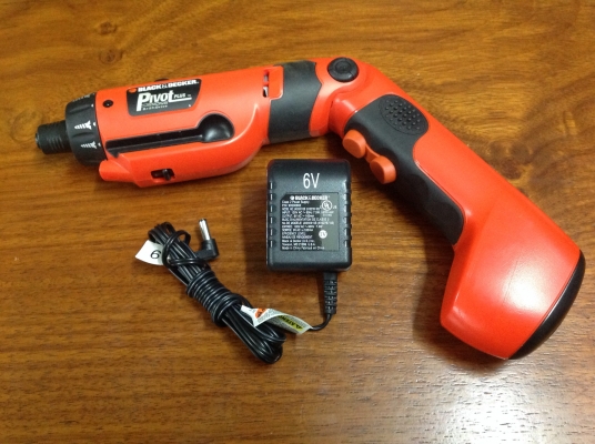 ขายไขควงไร้สาย Black &amp; Decker Drills