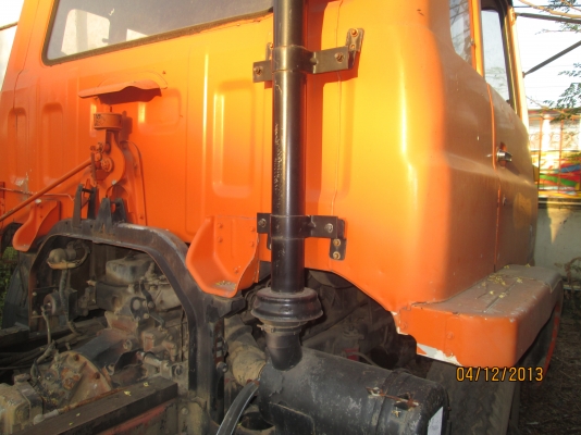 ISUZU-JCM-เครื่อง6BD1-165-หัวเก๋งบาง-ครัชซีสวยๆ--6,50เมตร-- ISUZU-JCM-เครื่อง6BD1-165-หัวเก๋งบาง-ครัชซีสวยๆ--6,50เมตร--