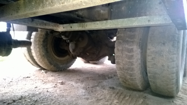 10ล้อโม่ปูน2เพลา NISSAN UD CW51L.คัสซีใหญ่ ใช้งานอยู่ ขายตามสภาพ..เล่มพร้อม.(ช่วงสิบล้อดั้ม..).