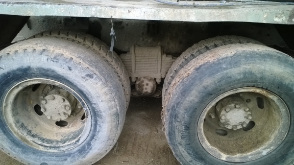 10ล้อโม่ปูน2เพลา NISSAN UD CW51L.คัสซีใหญ่ ใช้งานอยู่ ขายตามสภาพ..เล่มพร้อม.(ช่วงสิบล้อดั้ม..).