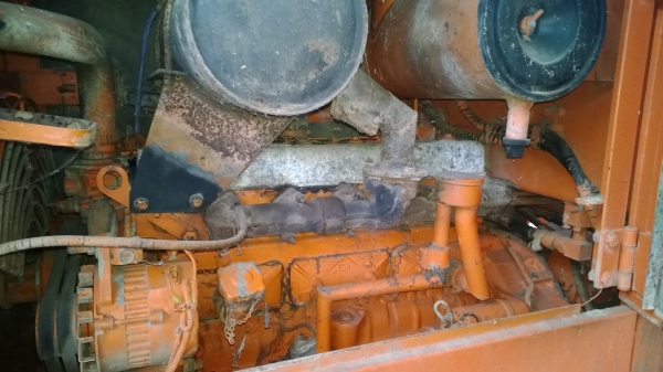 รถตักHITACHI LX80 SUPER  ขายตามสภาพ มีเกียร์ให้ เกียร์เดิมพัง....รถสภาพสวย