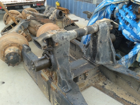 ขายแท่น ISUZU 2 เพลา ทั้งชุด  เฟือง 7/39 เฟืองดี ขายกันถูกๆ