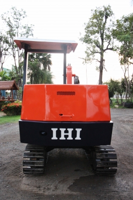 ขายรถแบคโฮ สนใจติดต่อ 086-775-7900