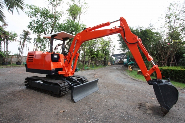 ขายรถแบคโฮ สนใจติดต่อ 086-775-7900