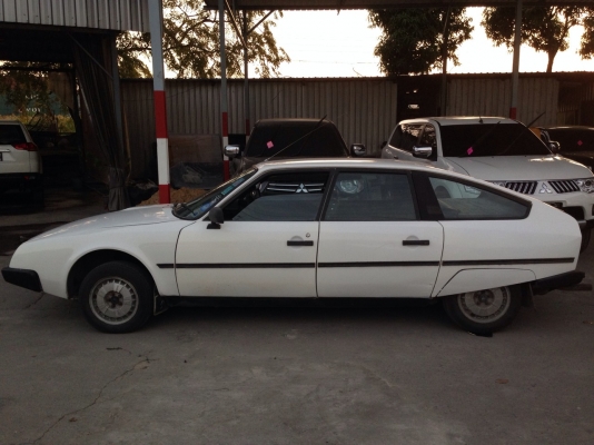 ขายรถคลาสสิค citroen cx20 รถสวยๆ บางเดิม ขับดีพร้อมใช้งาน