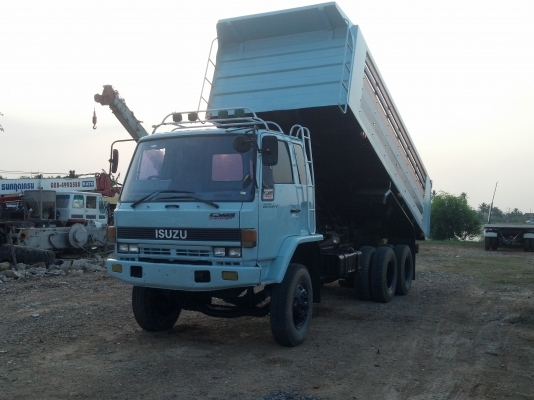 ขายสิบล้อดัมพ์ ISUZU ROCKY 240 แรงม้า