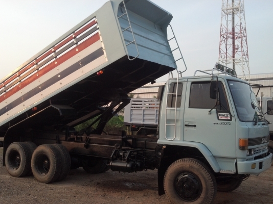 ขายสิบล้อดัมพ์ ISUZU ROCKY 240 แรงม้า
