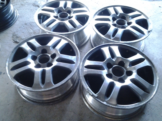 ล้อแม็กขอบ15" 5รู114