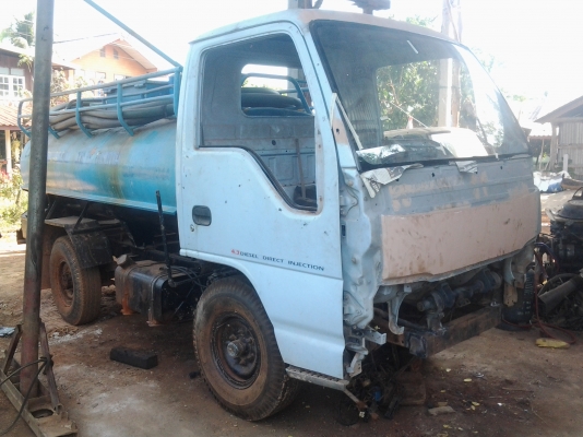 ISUZU ELF 88 สี่ล้อดูดส้วม หัวการ์ตูน และ NKR88 ดูดส้วม เกียร์สั้นหัวยกได้ห้างแท้