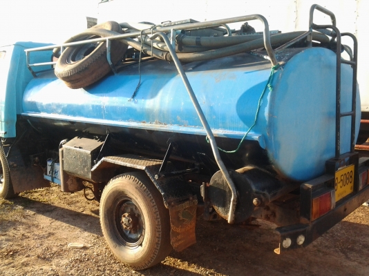 ISUZU ELF 88 สี่ล้อดูดส้วม หัวการ์ตูน และ NKR88 ดูดส้วม เกียร์สั้นหัวยกได้ห้างแท้