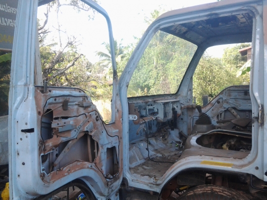 ISUZU ELF 88 สี่ล้อดูดส้วม หัวการ์ตูน และ NKR88 ดูดส้วม เกียร์สั้นหัวยกได้ห้างแท้