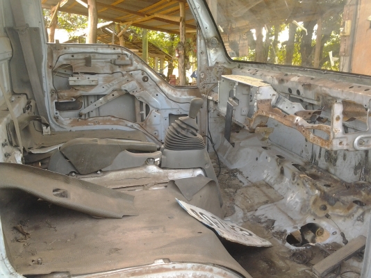 ISUZU ELF 88 สี่ล้อดูดส้วม หัวการ์ตูน และ NKR88 ดูดส้วม เกียร์สั้นหัวยกได้ห้างแท้