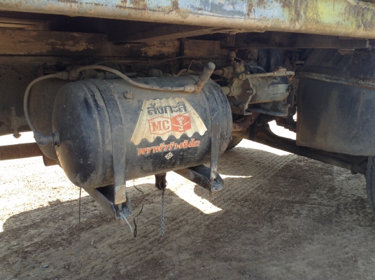 ขาย 10 ล้อเพลาเดียว KT925 เครื่อง EH700 168 แรงม้าปั้มลม เบรคลมดัน ช่วงล่างใหญ่ ยางเต็ม ทะเบียนพร้อมโอน