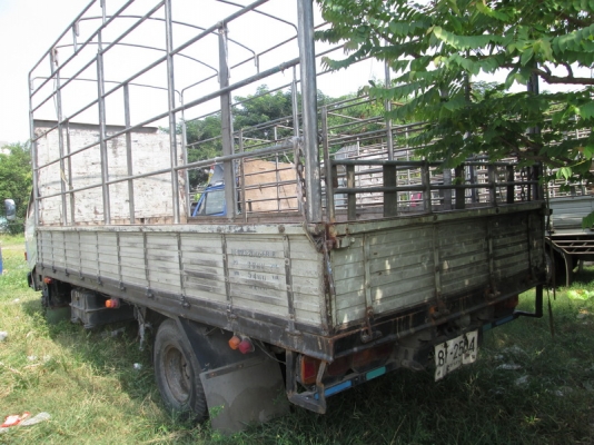 ขาย Hino KM779 6ล้อ รถห้าง 117แรง ยาว5.50ม. ปี93. ขาย Hino KM779 6ล้อ รถห้าง 117แรง ยาว5.50ม. ปี93.