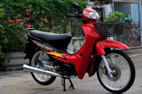 Wave 100 ปี 48 แดง-ดำ เดิมๆ