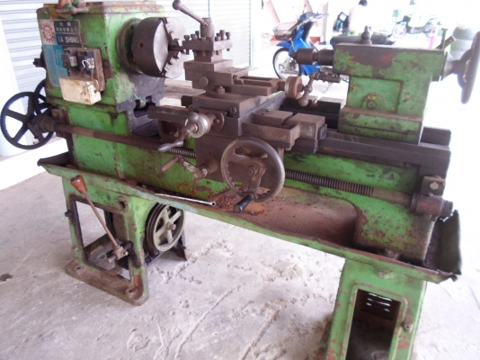 แท่นกลึง 4 ฟุต  ต้าชิง ลดราคาสุด ๆ 36,000  พร้อมใช้ไฟบ้าน