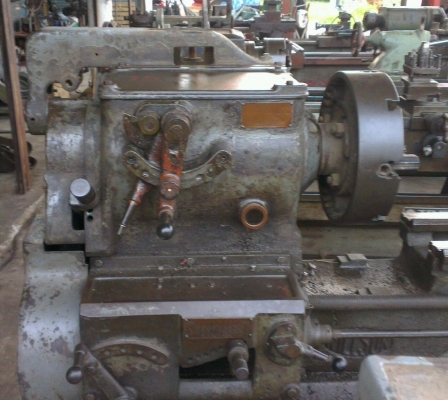 Sell> ขายแท่นกลึงมือสอง 5 ฟุต 2 เพลา เครื่องประเทศอังกฤษ นครปฐมครับ