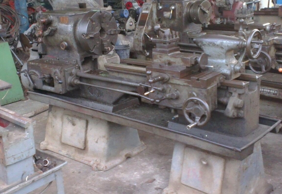 Sell> ขายแท่นกลึงมือสอง 5 ฟุต 2 เพลา เครื่องประเทศอังกฤษ นครปฐมครับ