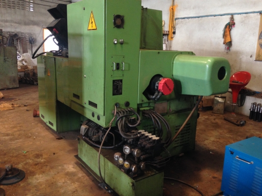 ขายเครื่องกลึง CNC ยี่ห่อ VICTOR รุ่น TNS-3 FANUC 10T-F