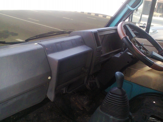 ขายISUZU NKR 110 แรง เครื่องดีคัชซีสวย ทะเบืยนแจ้งจอด สดผ่อนใด้ครับ