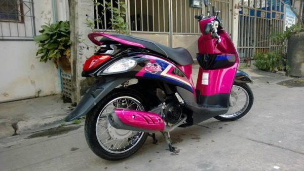 (PROMOTION) Suzuki LET 2013 วิ่งน้อย ประหยัด แรง คุ้ม สีชมพู