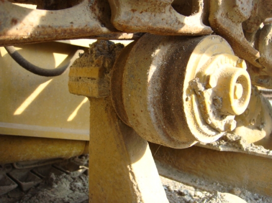 รถดันดิน BD2F ตีนเป็ด รถดันดิน BD2F ตีนเป็ด