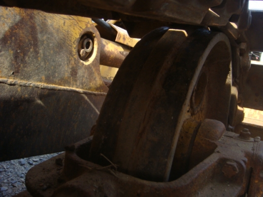 รถดันดิน D20P-5 ตีนเป็ด รถดันดิน D20P-5 ตีนเป็ด