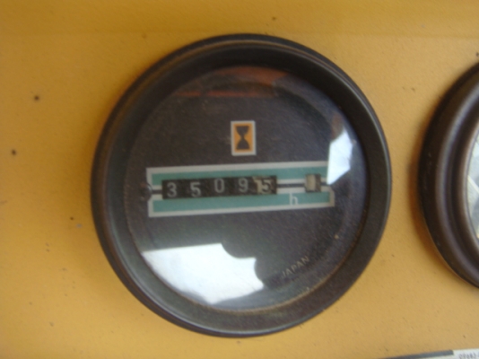 รถดันดิน D20P-5 ตีนเป็ด รถดันดิน D20P-5 ตีนเป็ด