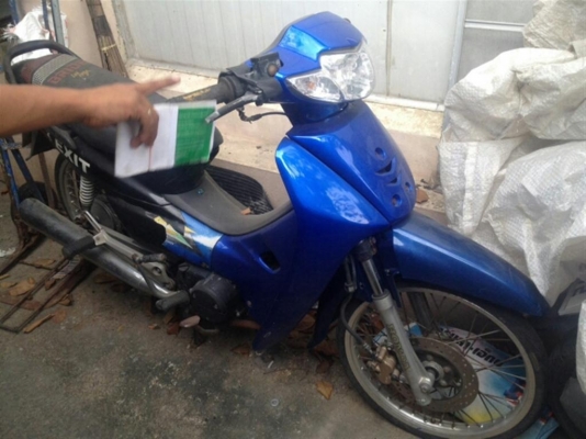 ขายเวฟ 100 มือสองสภาพสวยพร้อมชุดโอน ทะเบียนขาด เกิน 3 ปี