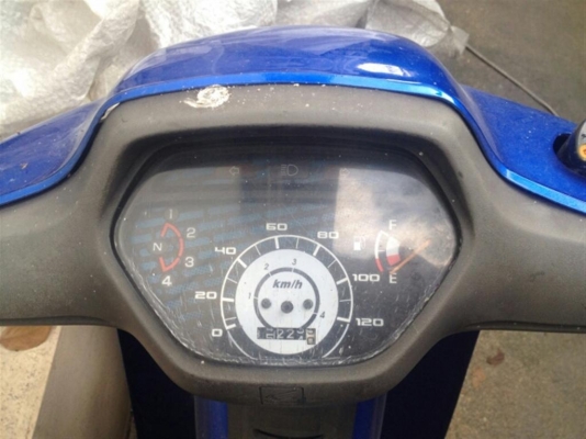 ขายเวฟ 100 มือสองสภาพสวยพร้อมชุดโอน ทะเบียนขาด เกิน 3 ปี