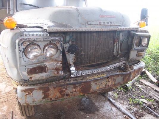 ขายเทเลอร์หัวยาวเพลาเดียว isuzu ไม่มีเล่ม เครื่องทำใหม่ ต่อรองได้ 080-1253450