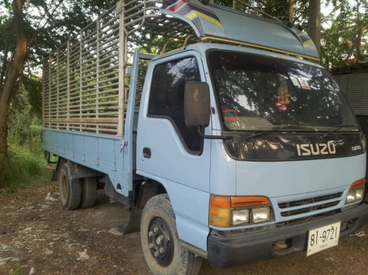 ISUZU 6ล้อใหญ่  ปี 2547 ราคา 480,000  บ.
