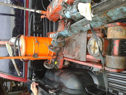 ขายของ4รายการ แม่แรงจระเข้10ตัน/5ตัน/เครื่องยกเกีรย์1.2ตัน/เครื่องเติมน้ำมันเกียร์