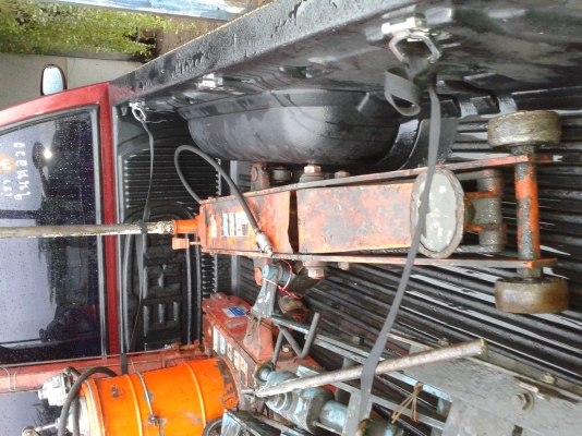 ขายของ4รายการ แม่แรงจระเข้10ตัน/5ตัน/เครื่องยกเกีรย์1.2ตัน/เครื่องเติมน้ำมันเกียร์