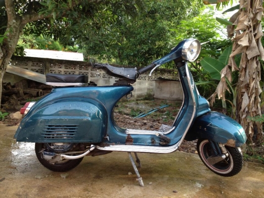 ขายเวสป้า super 150 ด่วน 30000 บาท สนใจลดได้ครับ