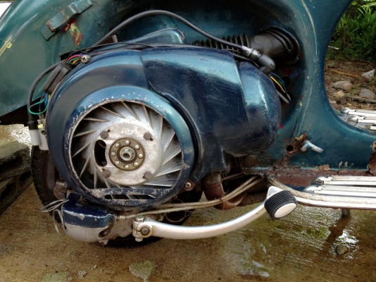 ขายเวสป้า super 150 ด่วน 30000 บาท สนใจลดได้ครับ