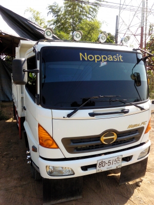 รถดั้ม Hino mega ปี 2550