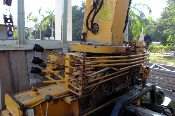 ขายด่วนรถ6ล้อHINOFB2Wเครือง120แรงม้าติดเครน2.5ตัน ขายด่วนรถ6ล้อHINOFB2Wเครือง120แรงม้าติดเครน2.5ตัน