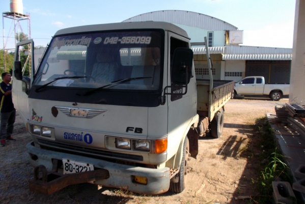 ขายด่วนรถ6ล้อHINOFB2Wเครือง120แรงม้าติดเครน2.5ตัน ขายด่วนรถ6ล้อHINOFB2Wเครือง120แรงม้าติดเครน2.5ตัน