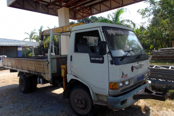 ขายด่วนรถ6ล้อHINOFB2Wเครือง120แรงม้าติดเครน2.5ตัน