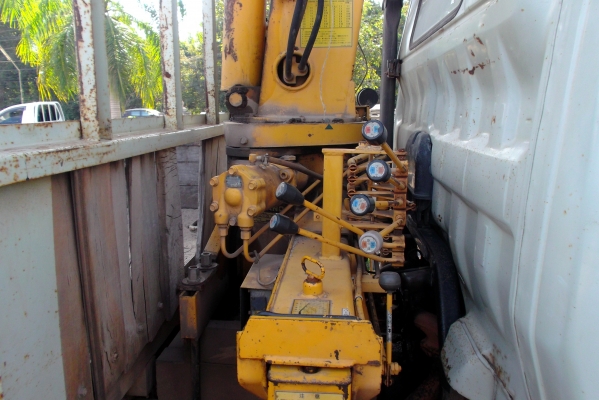 ขายด่วนรถ6ล้อHINOFB2Wเครือง120แรงม้าติดเครน2.5ตัน ขายด่วนรถ6ล้อHINOFB2Wเครือง120แรงม้าติดเครน2.5ตัน