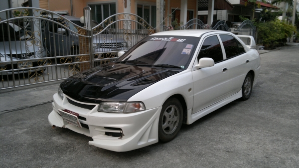 ขายท้ายเบนซ์CK5 เครื่อง 1.8 4G93 เกียร์ธรรมดา ชุดแต่งรอบคัน