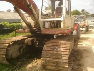 แมคโครซูมิโตโม่